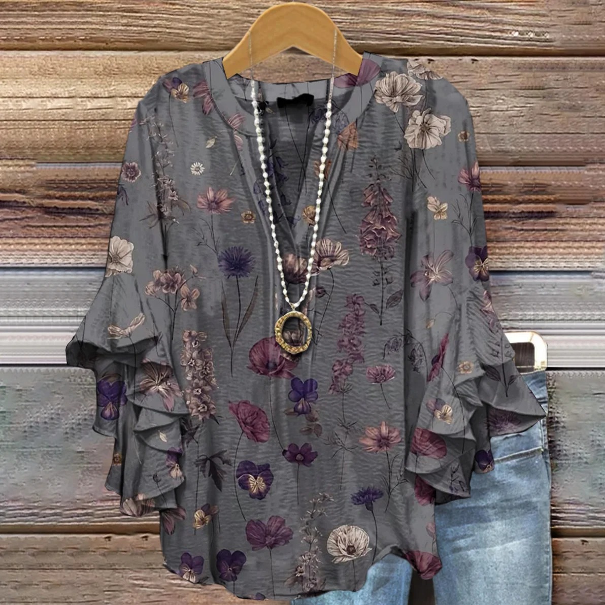 Women's Art Painting Hippie Print V-Neck T-Shirt Women's Art Painting Hippie Print V-Neck T-Shirt