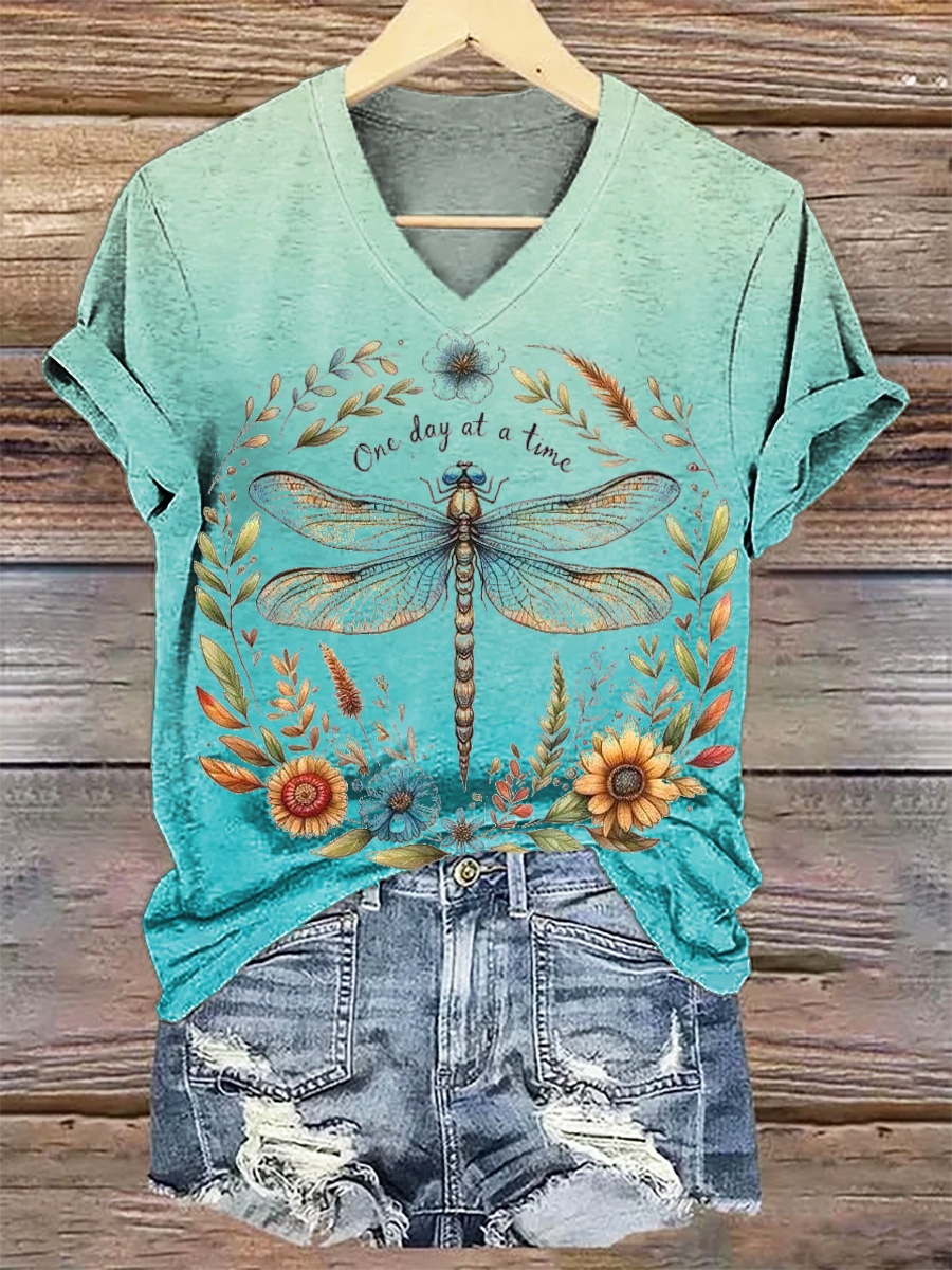 Women's Dragonfly V-Neck Casual T-Shirt Women's Dragonfly V-Neck Casual T-Shirt