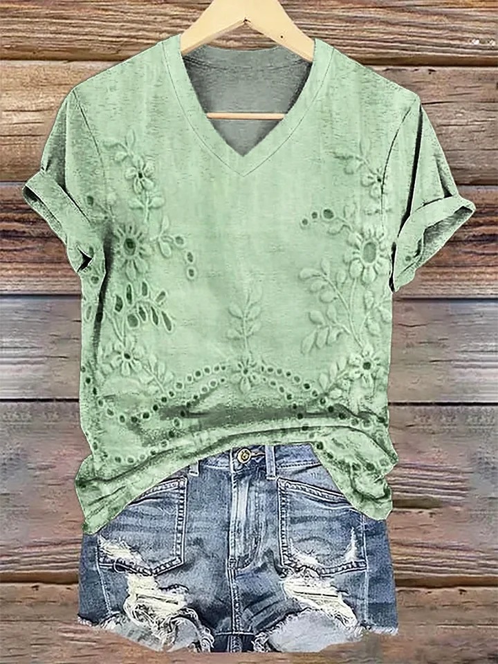 Women's Vintage Floral Texture Patterns Print V-neck Casual T-Shirt Women's Vintage Floral Texture Patterns Print V-neck Casual T-Shirt
