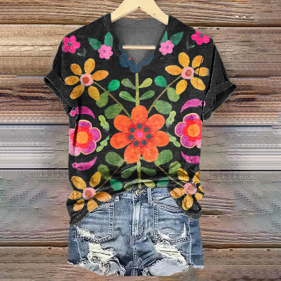 Women's Bohemian Floral Art Print V-neck Casual T-Shirt Women's Bohemian Floral Art Print V-neck Casual T-Shirt