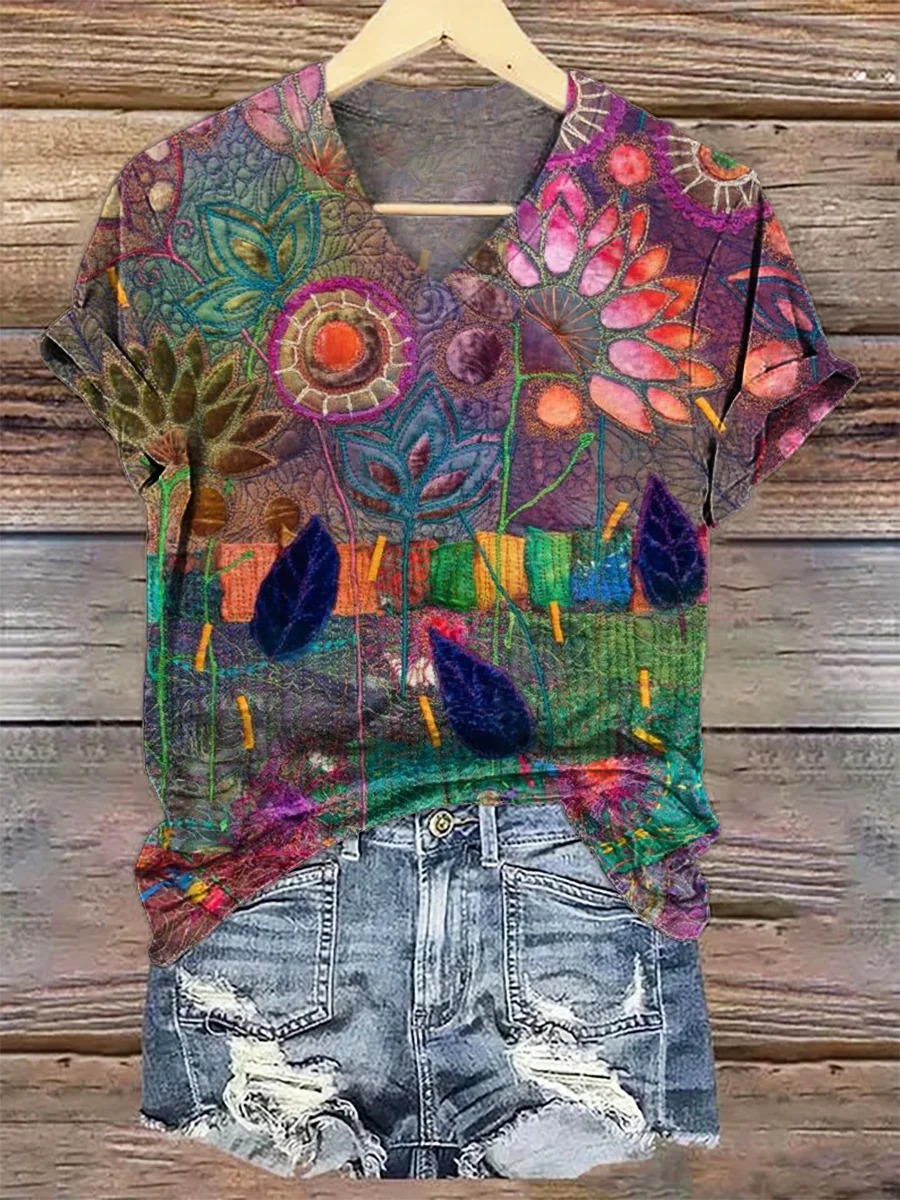 Women's Retro Flower Print V-neck Casual T-Shirt Women's Retro Flower Print V-neck Casual T-Shirt