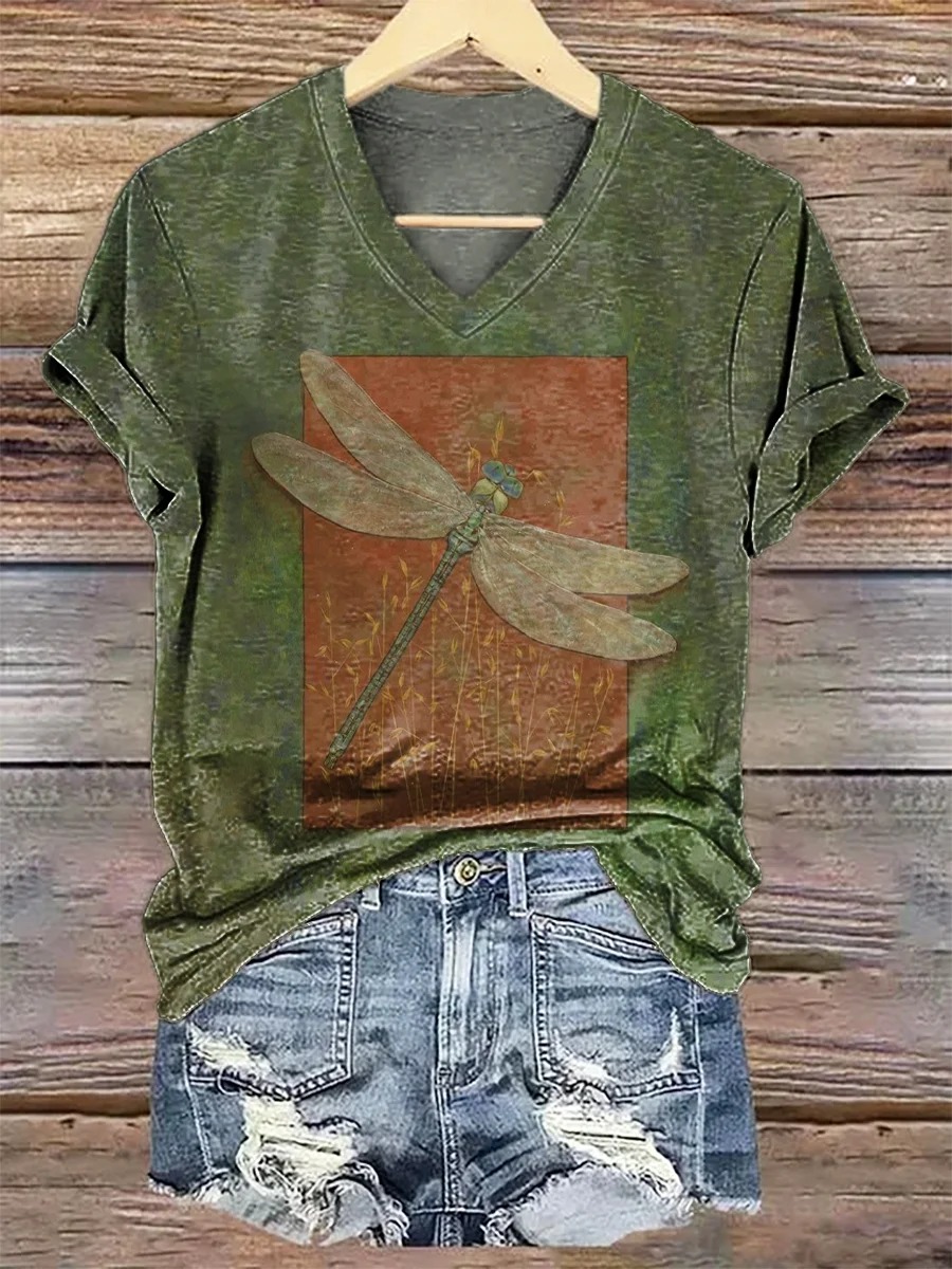 Women's Dragonfly V-Neck Casual T-Shirt Women's Dragonfly V-Neck Casual T-Shirt