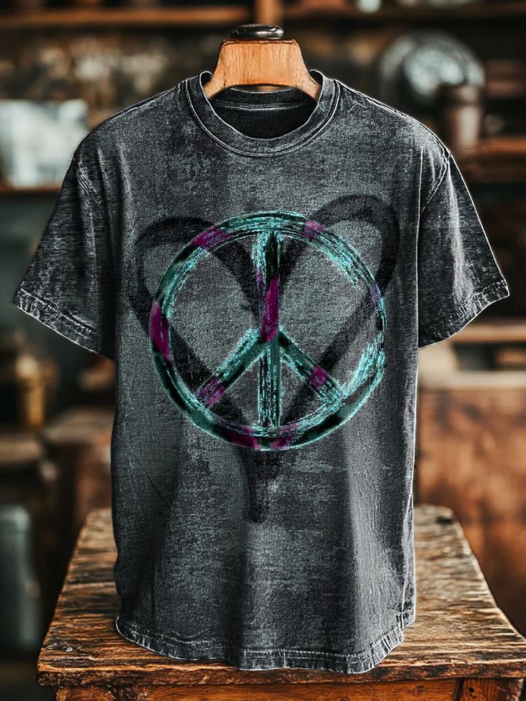 Unisex Vintage Aged Peace And Love Printed Casual Loose T-Shirt