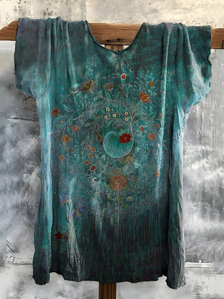 Vintage Floral Art Print 100%Cotton V-neck T-Shirt Vintage Floral Art Print 100%Cotton V-neck T-Shirt